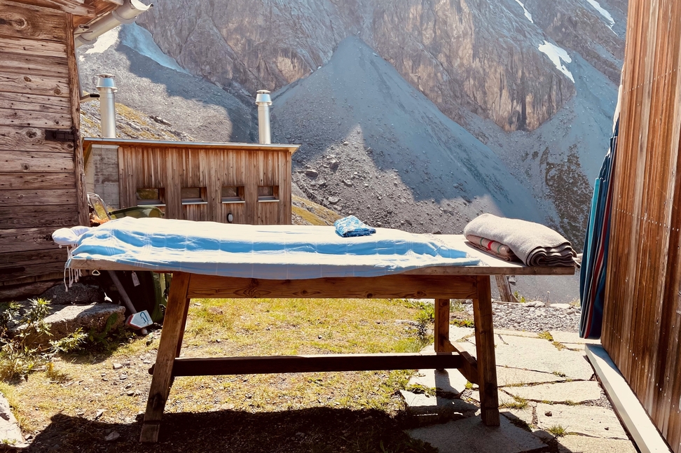 Chamonna Lischana Massage Yoga Foto